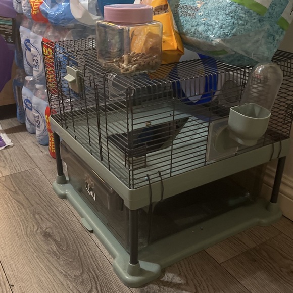Hamster Cage - Picture 2 of 3